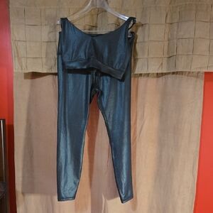 Athleta Shimmering Green Legging Set